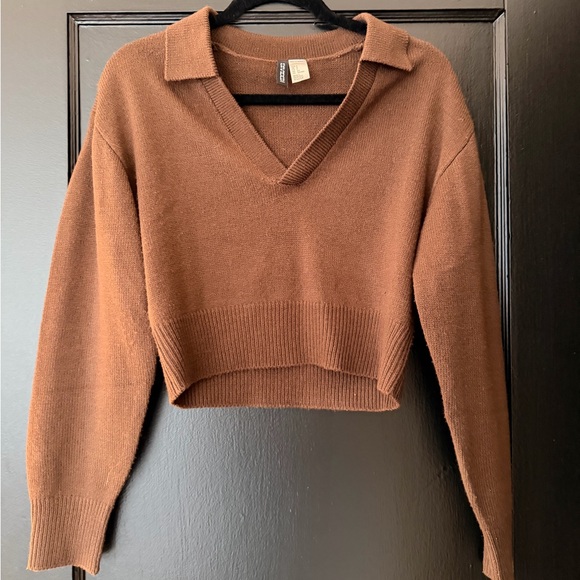 H&M Sweaters - H&M Cropped V-Neck Collared Sweater - Rust Brown